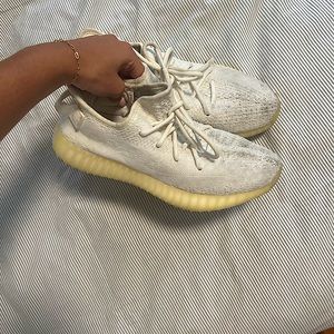 Yeezys white size 8 Women’s size 6.5 men’s